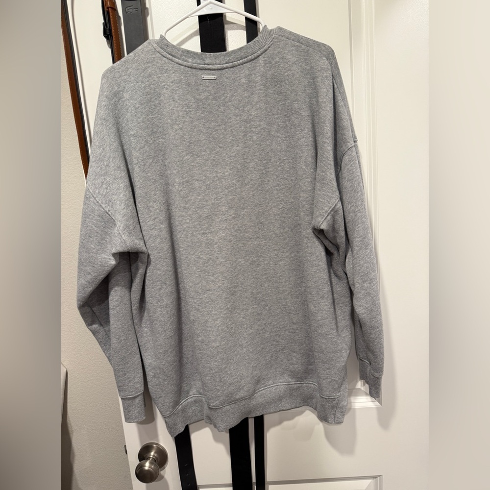 Vs sweater - Picture 3 of 3